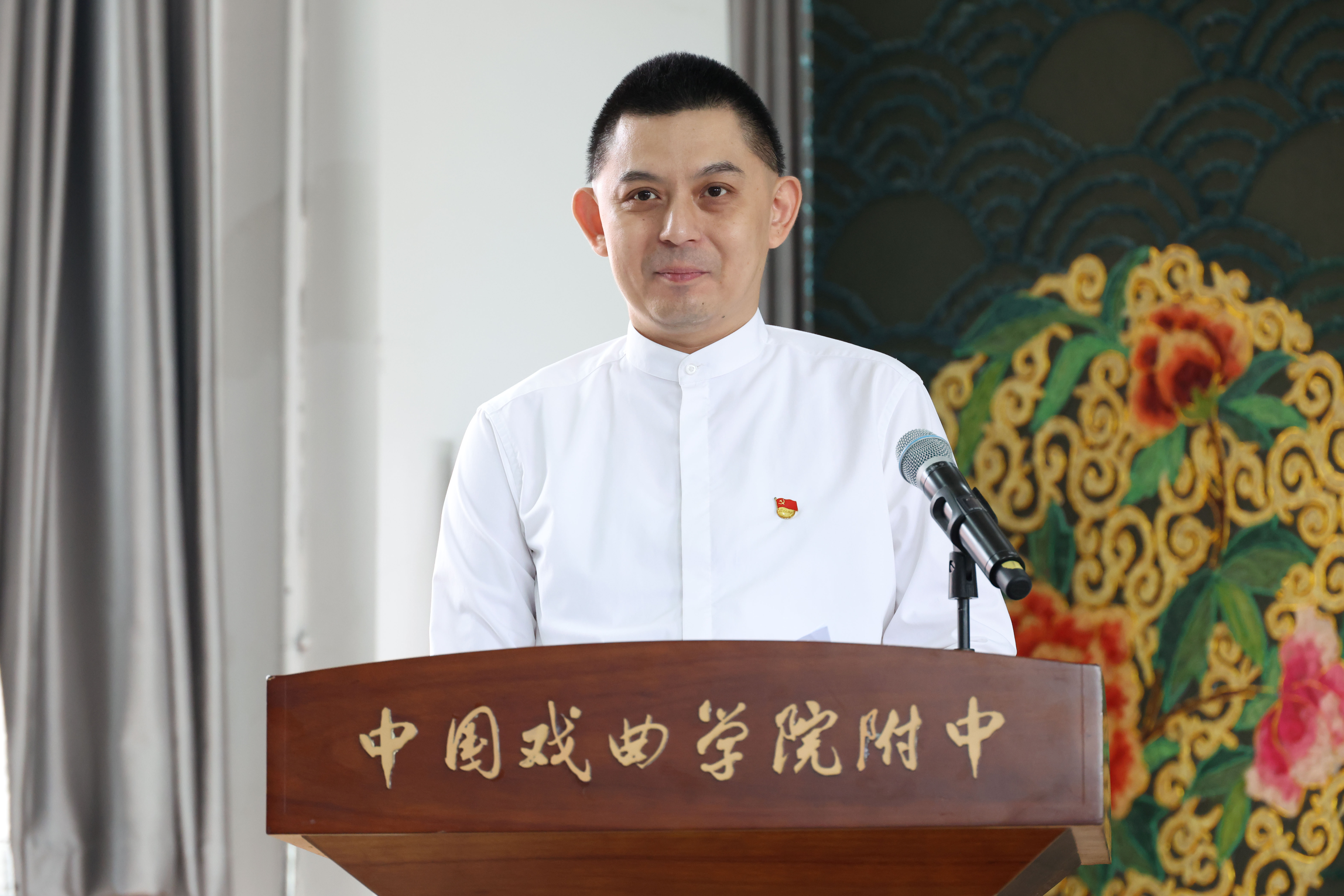 2025.09.12开学典礼暨教师表彰大会20.JPG