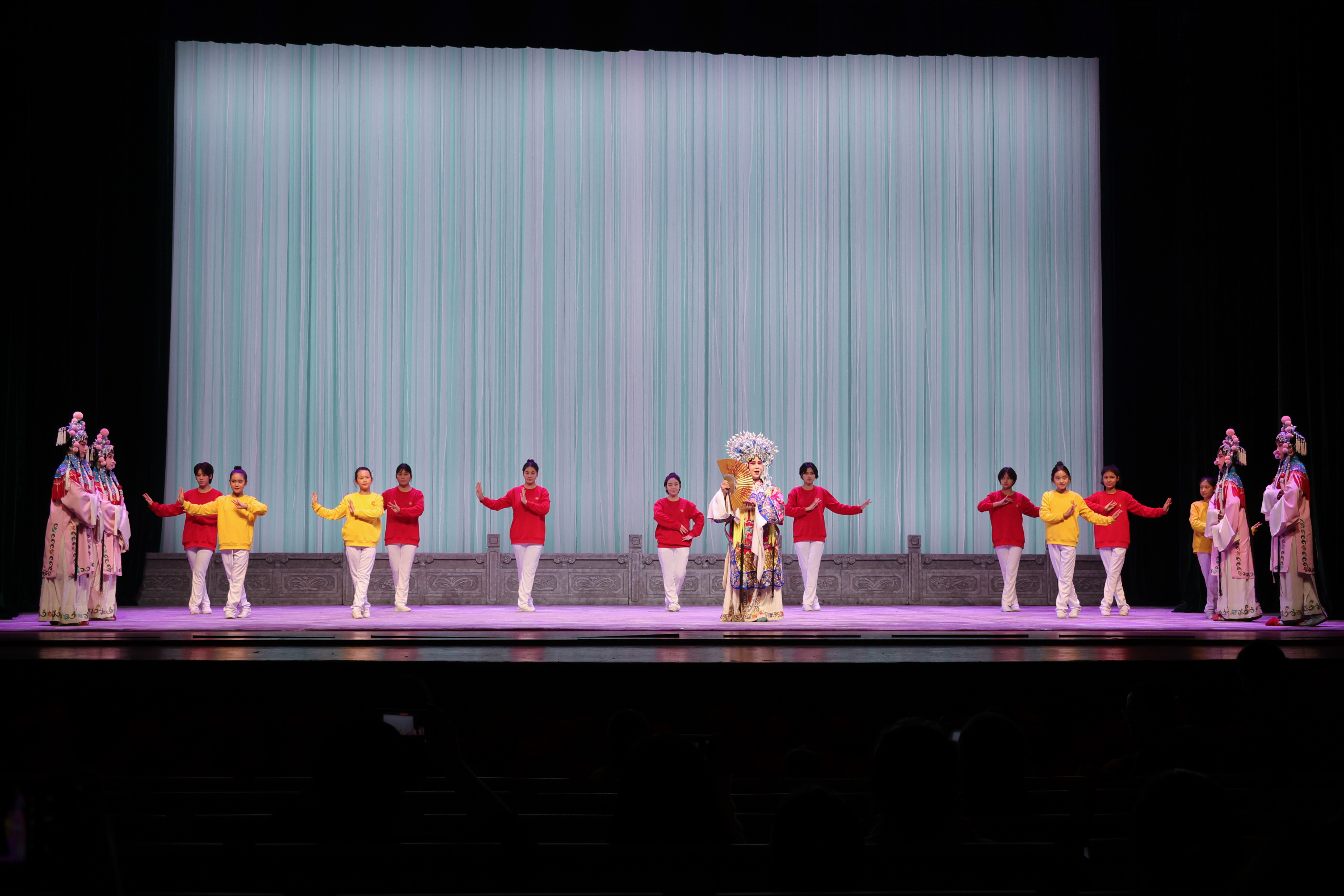 舞台圆梦1.jpg